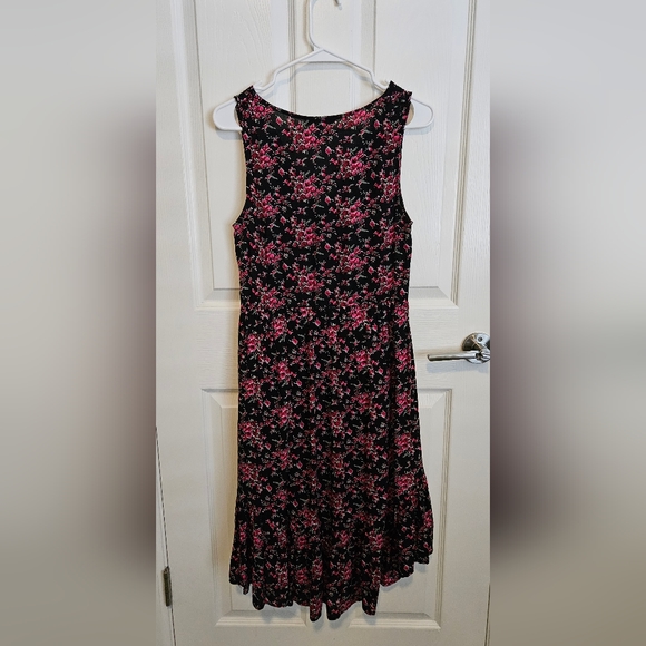 Lucca Couture | Black dress with bright pink flowers | V-neck - Picture 7 of 7